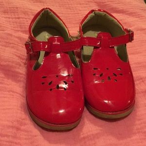 Red size 10 glossy Mary Janes